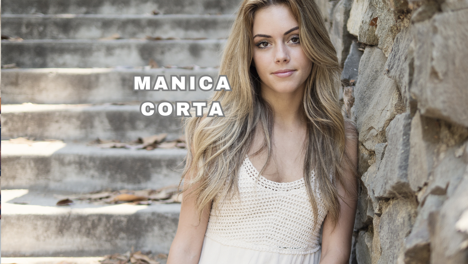 Copia di Semplice Cornice Fotografia Studio Copertina di Facebook (3)
